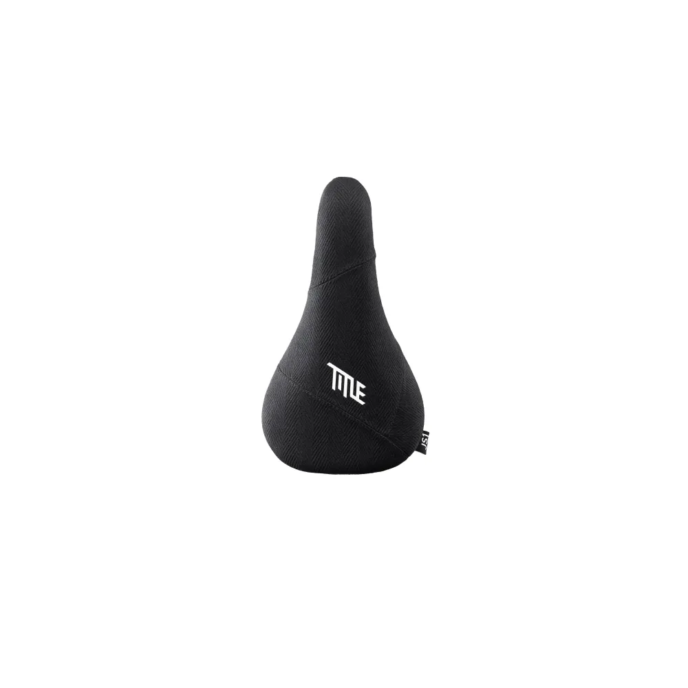 TITLE JS1 Saddle (black beach cloth)